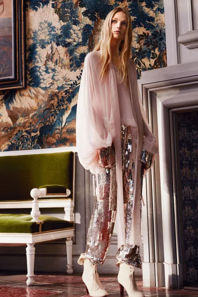 Look 29